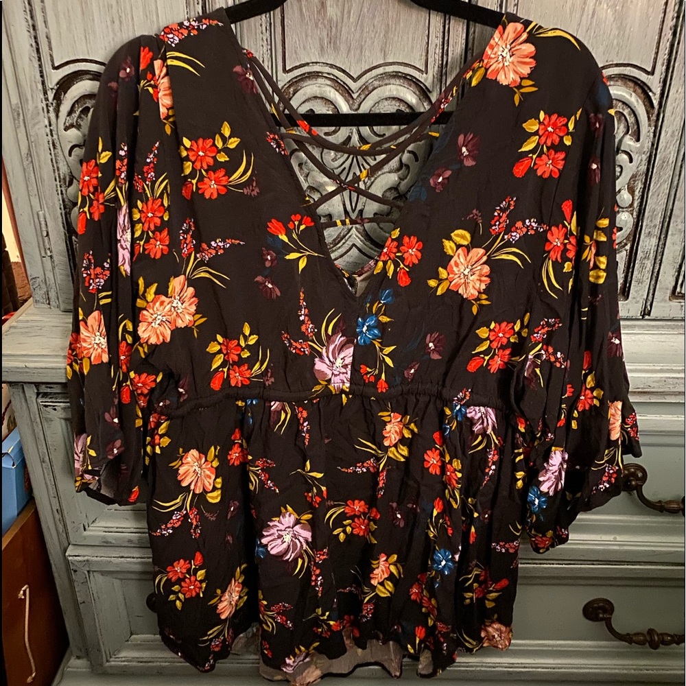 Torrid Challis deep v neck too size 2
